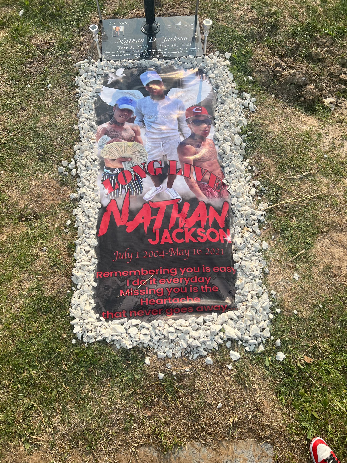 Memorial Grave Blanket